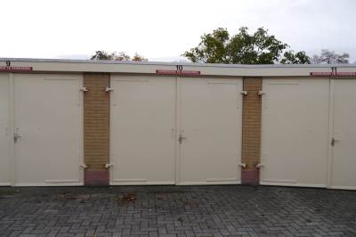 Garage Dwarsstraat 26J Puttershoek