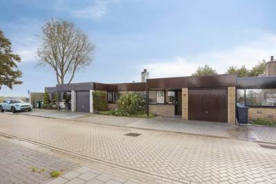 Woning Stoutenburg 23 Landsmeer