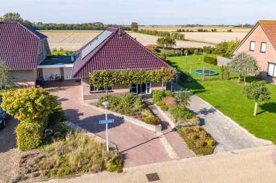 Woning Netarisappel 23 St.-Annaparochie