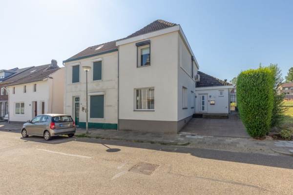 Woning Charles Frehenstraat 45 Landgraaf