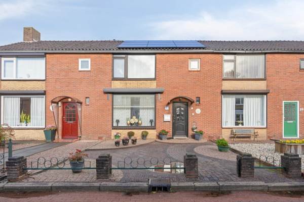 Woning Graaf Adolfstraat 22 Oude Pekela