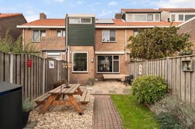 Woning Vrijlandtstraat 64 Pernis Rotterdam