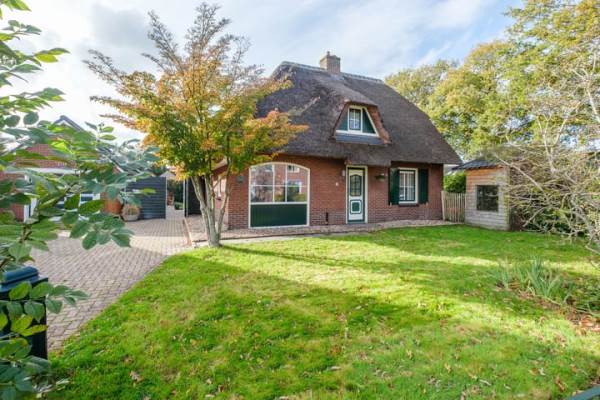 Woning Burg.Bosch Bruiststraat 37 Nieuwleusen