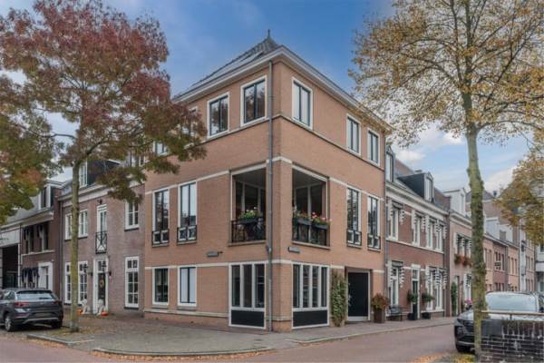Woning Middellaan 38 Helmond