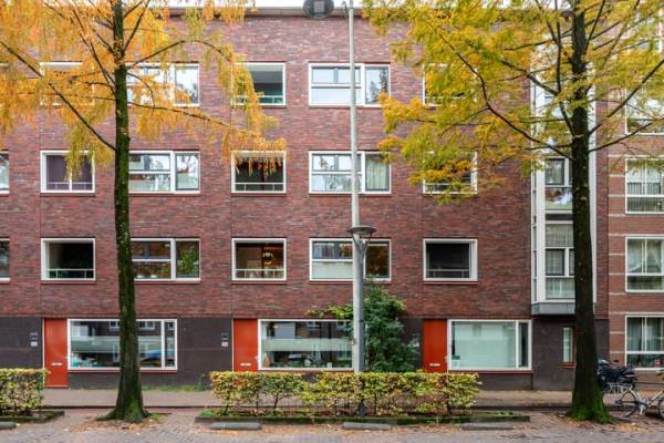 Woning Molukkenstraat 164 Amsterdam