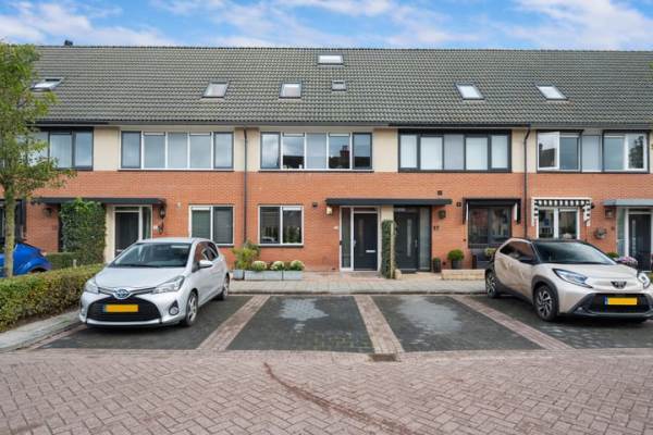 Woning Agaatlaan 19 Rhoon