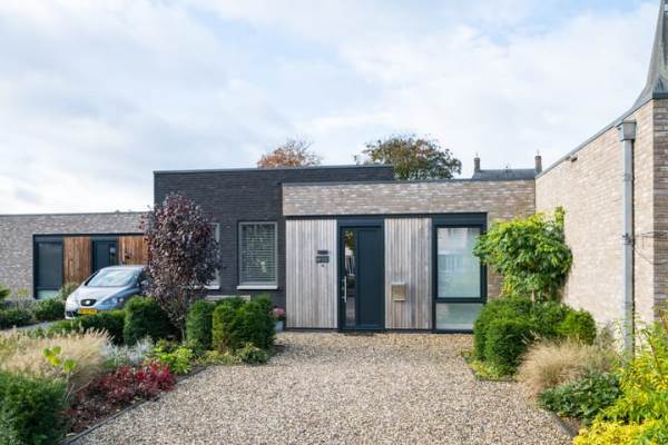 Woning Molenweg 1B Kilder