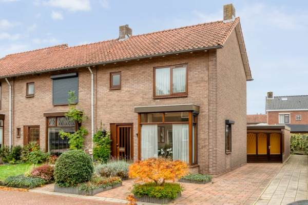 Woning Anjerstraat 11 Raalte