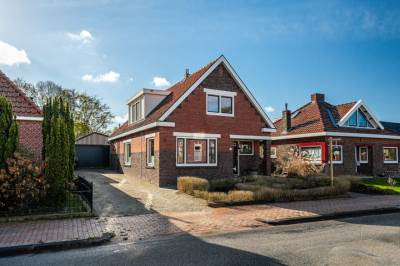 Woning Hoofdstraat 4 Kloosterburen