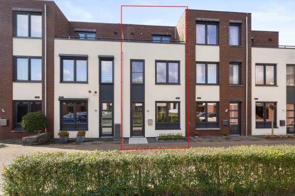 Woning Pastoor Wichmanshof 5 Helmond