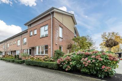 Woning Jenneke E. Bijlhof 15 Waarder