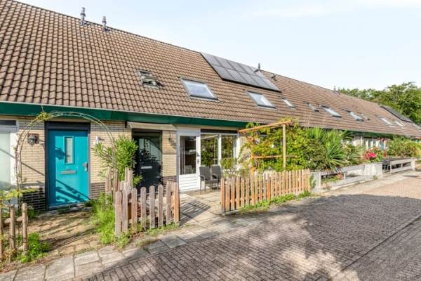 Woning J. Calsstraat 4 Amsterdam
