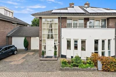 Woning Berkenhof 8 Maasland
