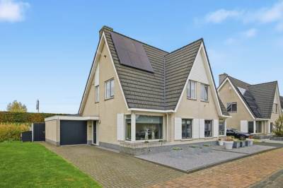 Woning Simon Vestdijkstraat 21 Raamsdonksveer