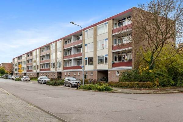 Woning Plutolaan 168 Groningen