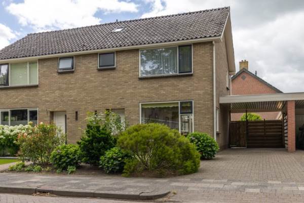 Woning De Leijen 48 Surhuisterveen