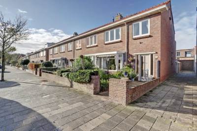 Woning Wethouder D. Ouwehandstraat 17 Katwijk (ZH)