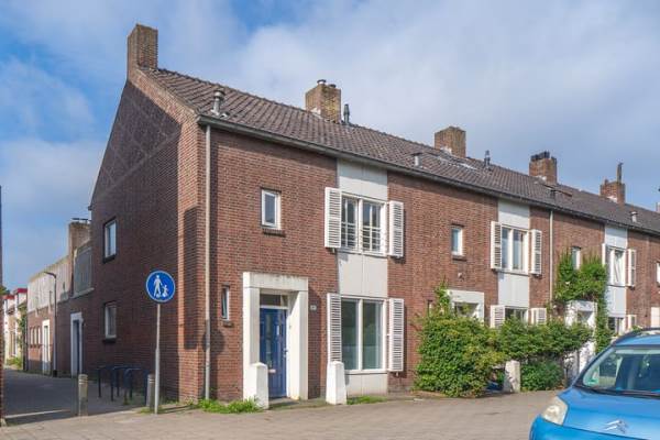 Woning Burgemeester van de Mortelplein 49 Tilburg