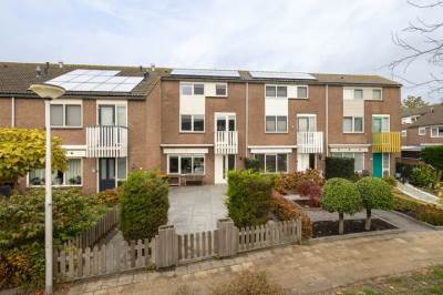 Woning van Schagenhof 9 Ter Aar