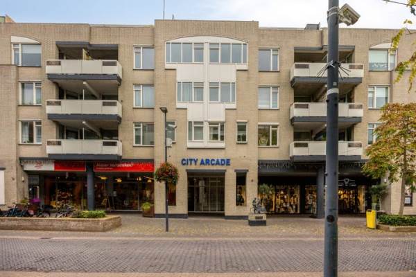 Woning Van Boetzelaerstraat 21A Alphen aan den Rijn