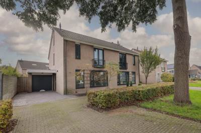 Woning Nijvergouw 71 Almere