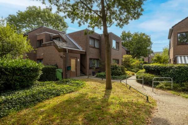 Woning Troelstraplein 11 Leiden