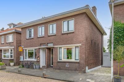 Woning Burgemeester Trooststraat 14 Waddinxveen