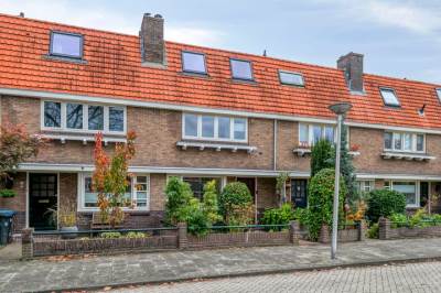 Woning Pastoor van Arsplein 27 Eindhoven
