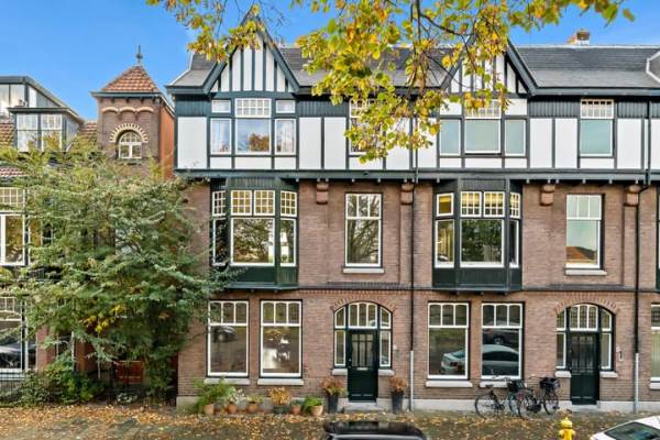 Woning Hertog Govertkade 12 Delft