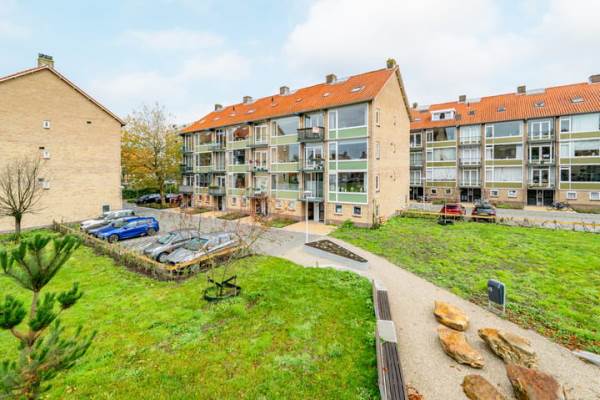 Woning Oranjeplantsoen 27 Diemen