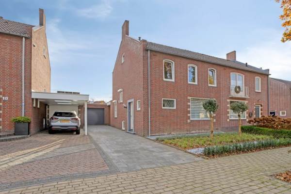 Woning Dr.Poelsstraat 8 Kerkrade