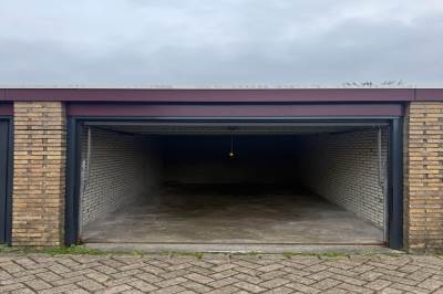 Garage Martinus van de Mortelstraat 30 Halsteren