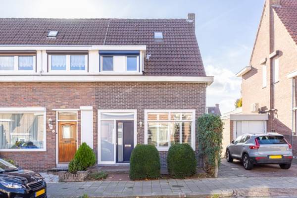 Woning Leeuwerikstraat 27 Geleen