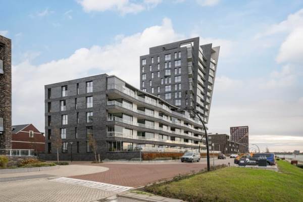 Woning Elbe 122 Maassluis