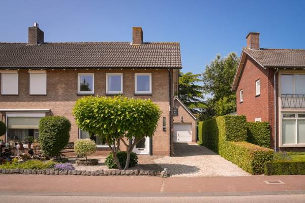 Woning Beatrixstraat 50 Beneden-Leeuwen