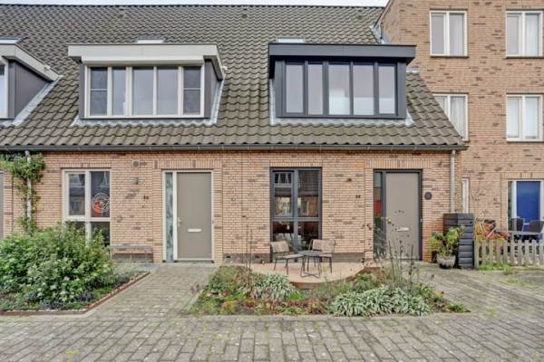 Woning Veluwemeerplantsoen 44 Berkel en Rodenrijs
