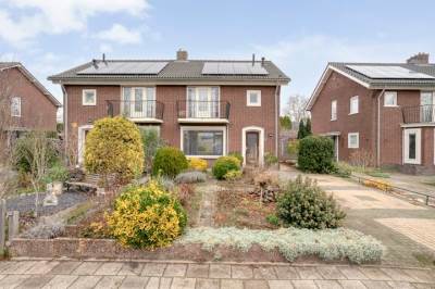 Woning Wethouder A.G. Dekkerlaan 24 Olst