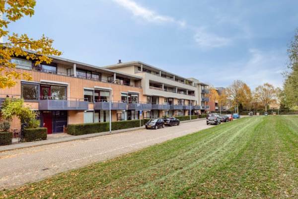 Woning Henriëtte Roland Holstlaan 75 Hoofddorp