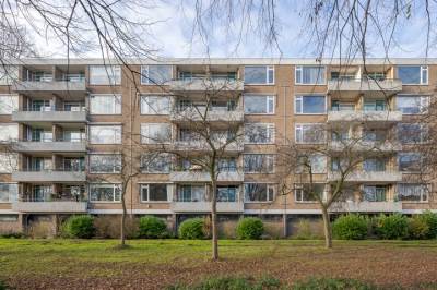 Woning Burgemeester Caan van Necklaan 628 Leidschendam