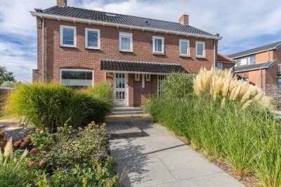 Woning Noordeinde 64 Leimuiden