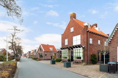 Woning Noordeinde 77A Roelofarendsveen