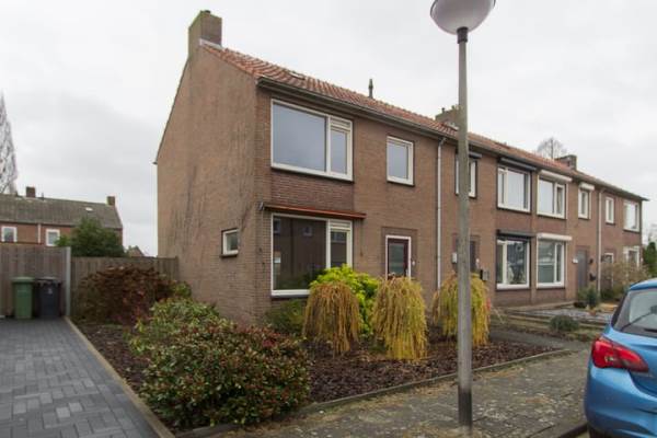 Woning van Duvenvoordestraat 8 Waspik