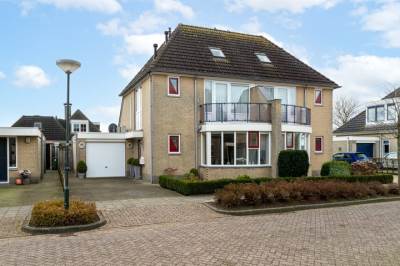 Woning Vlinderslag 52 Almkerk