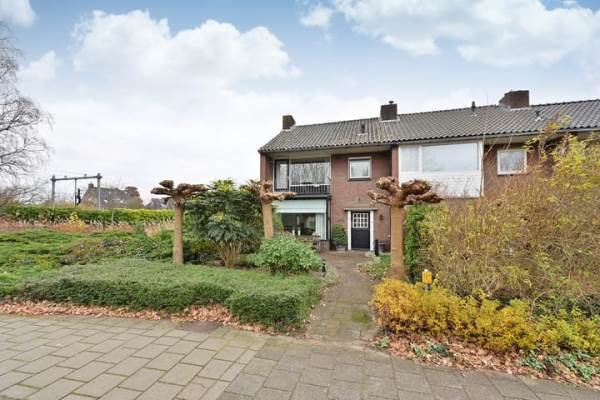 Woning Cort van der Lindenlaan 2 Naarden