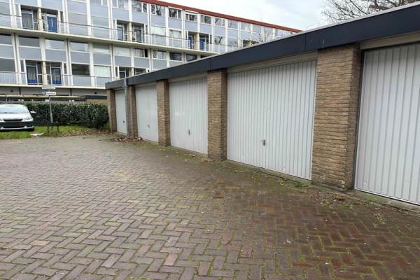 Garage Barnsteenpad 19 Leiden
