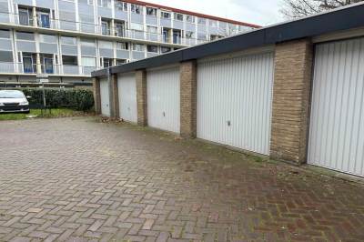 Garage Barnsteenpad 19 Leiden