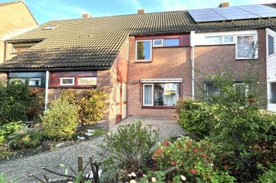 Woning Ring 110 Hendrik-Ido-Ambacht