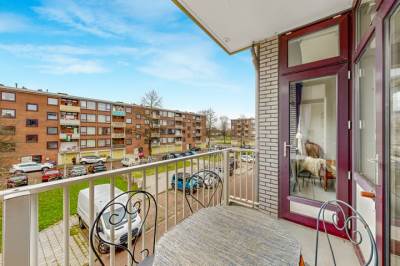 Woning Lou Jansenplein 61 Amsterdam
