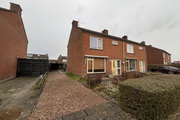 Woning Torenstraat 11 Kolhorn