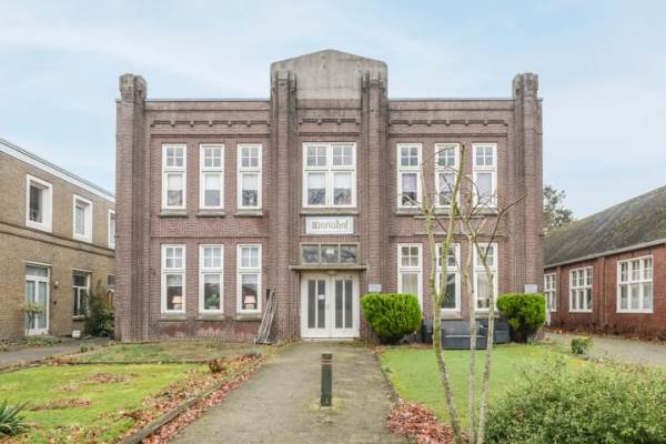 Woning Hoofdkanaal OZ 81R Emmer-Compascuum